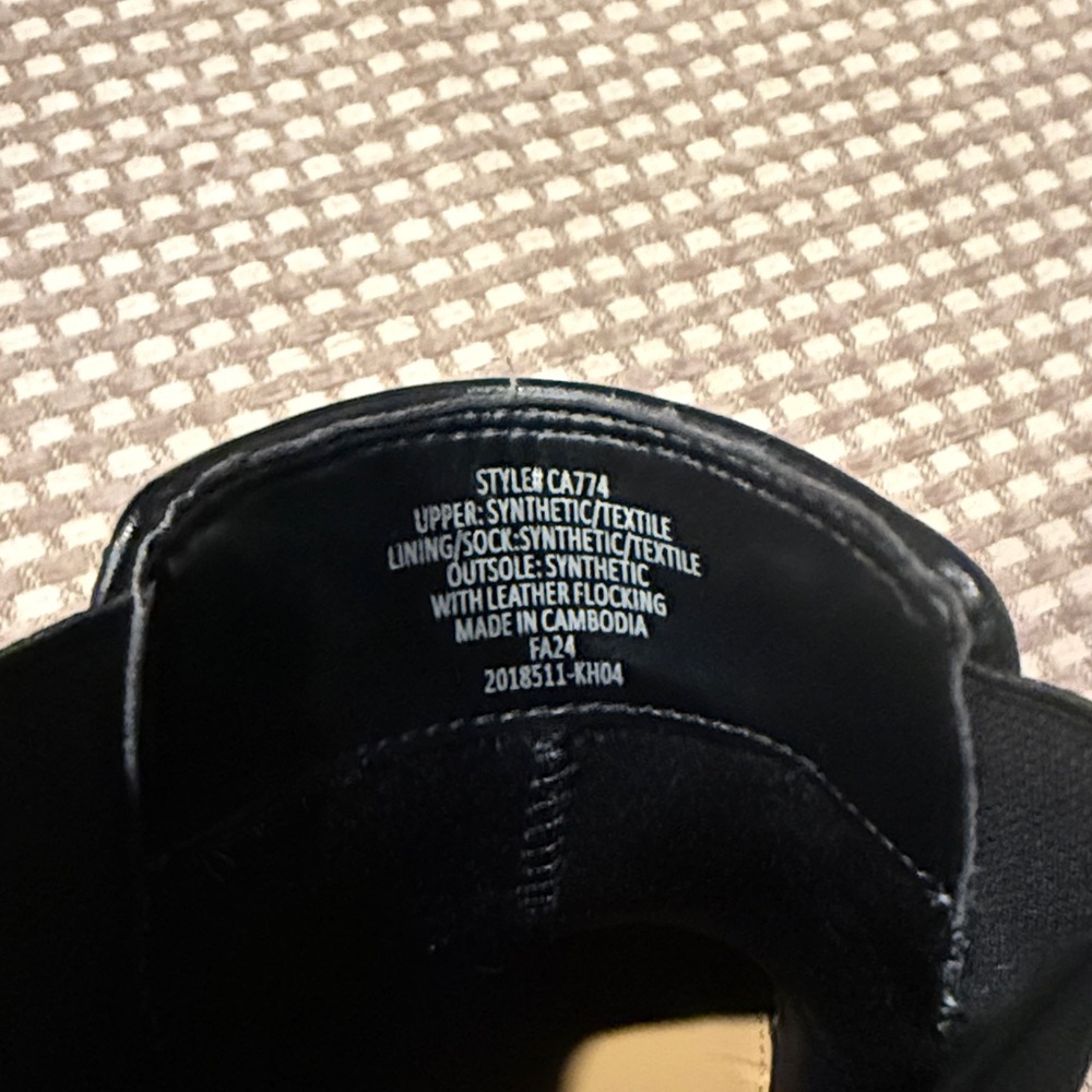 J Crew Black Vegan Leather Chelsea Boots - Picture 9 of 9